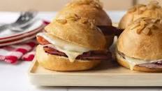 Baked Ham and Cheese Sliders Thumbnail