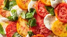 Classic Caprese Salad Thumbnail