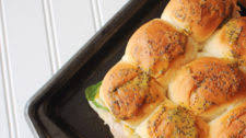 Hawaiian Roll Sliders with Spinach, Turkey + Cheese Thumbnail