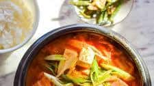 10 Minute Kimchi-Jjigae (Korean Kimchi Stew)