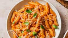 30-Minute Pasta with Vodka Sauce