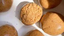 Almond Butter Protein Balls (No Oats, Paleo)