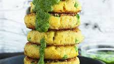 Aloo Tikki (Indian Potato Cakes with Green Chutney)