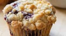 Blueberry Muffins with Crumb Topping