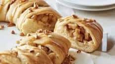 Caramel-Apple Cream Cheese Crescent Ring