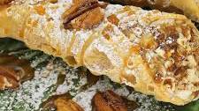 Caramel Pecan Cannoli