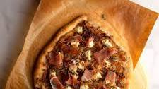 Caramelized Onion & Goat Cheese Pizza