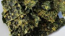 Cheesy Kale Chips