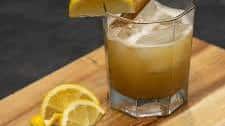 Cinnamon Maple Whiskey Sour