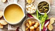 Classic cheese fondue