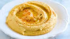 Easy Hummus (Better than Store-Bought)