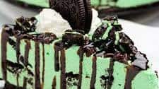 Easy No Bake Oreo Mint Cheesecake