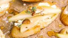 Easy Pear & Goat Cheese Crostini Appetizer with Honey