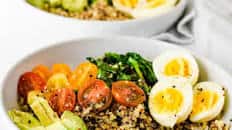 Eggs and Quinoa Breakfast Bowl Recipe