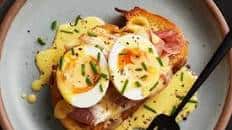 Eggs Benedict Toast