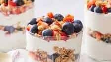 Yogurt Parfait Thumbnail