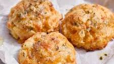 Homemade Cheesy Garlic Biscuits