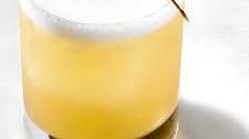 How To Make a Classic Whiskey Sour