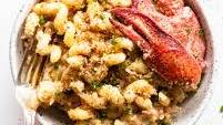 Lobster Mac and Cheese with Toasted Breadcrumbs