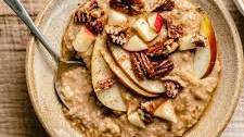 Maple Brown Sugar Oatmeal with Maple Pecans