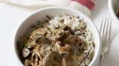 Mushroom stroganoff