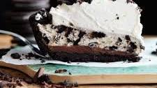 No Bake Oreo Cheesecake Pie