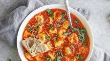 One Pot Creamy Tomato Tortellini Soup