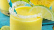 Pineapple Coconut Smoothie Thumbnail