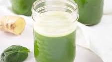 Pineapple Spinach Juice with Ginger