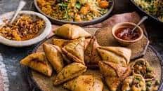 Potato and pea samosas