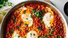 Shakshuka Recipe (Easy & Traditional)