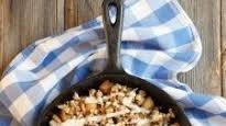 Skillet Garam Masala Apple Crisp