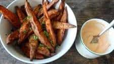 Smoky sweet potato wedges & sriracha mayonnaise