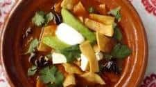 Sopa Azteca-Sopa de Tortilla(Tortilla Soup) Thumbnail