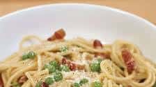 Spaghetti Carbonara with Green Peas