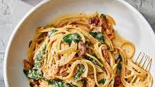 Spaghetti & Spinach with Sun-Dried Tomato Cream Sauce