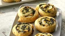 Spanakopita Pinwheels