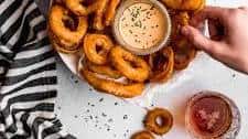 Beer battered onion rings Thumbnail