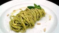 Tagliatelle al pesto genovese