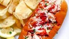 The BEST Lobster Rolls (With Butter AND Mayonnaise)