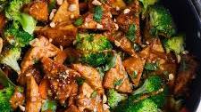 The Best Peanut Tofu Stir Fry