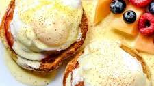 The BEST Traditional Eggs Benedict