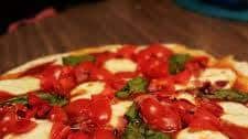 Tomato & Basil Pizza Delight