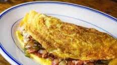 Western Omelette With Bell Pepper, Onion, Ham, and Cheese Recipe