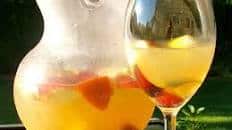 White Peachy Sangria