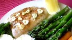 10-Minute Baked Halibut With Garlic-Butter Sauce