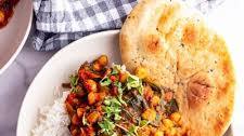 15 Minute Chickpea and Spinach Curry