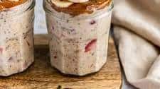 Almond Butter, Strawberry & Banana Overnight Oats with Chia