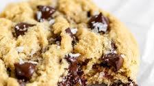 Almond Flour Chocolate Chip Cookies