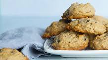 Applesauce Raisin Chews